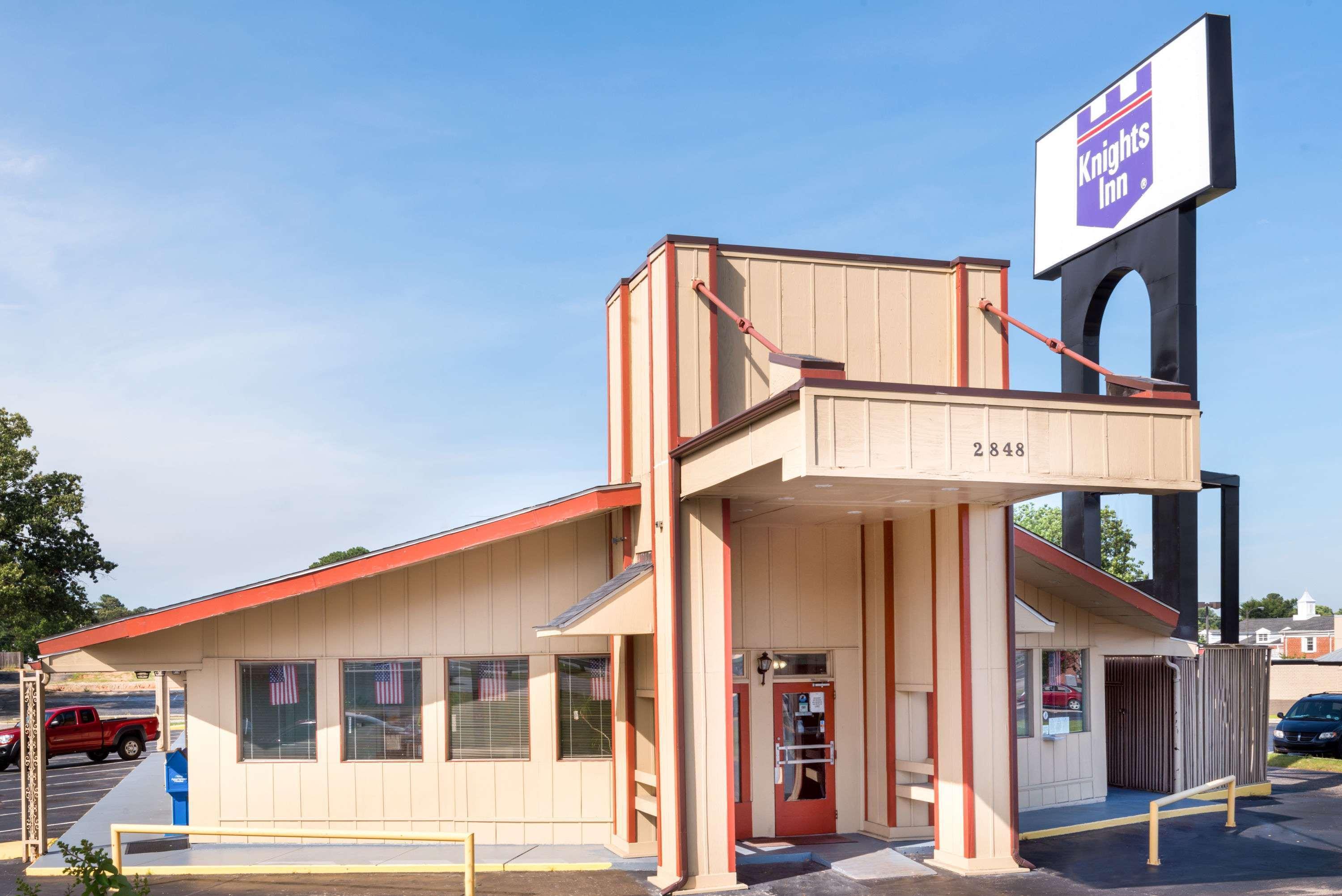 Knights Inn Fayetteville - Fort Bragg Dış mekan fotoğraf